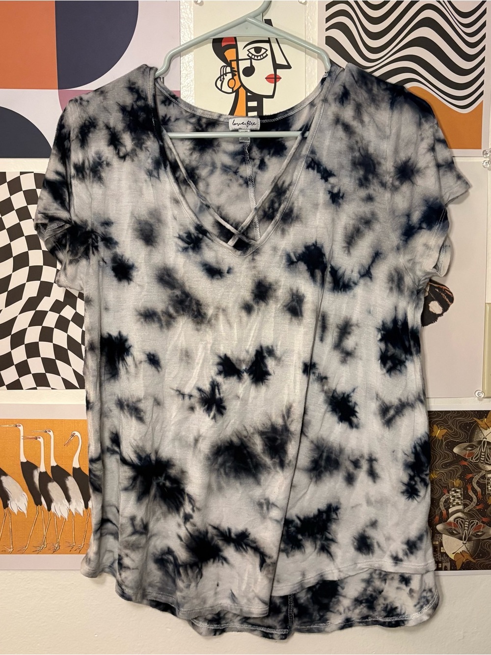Love Fire Blue Gray Tie Dye Cutout V-Neck Top Size M